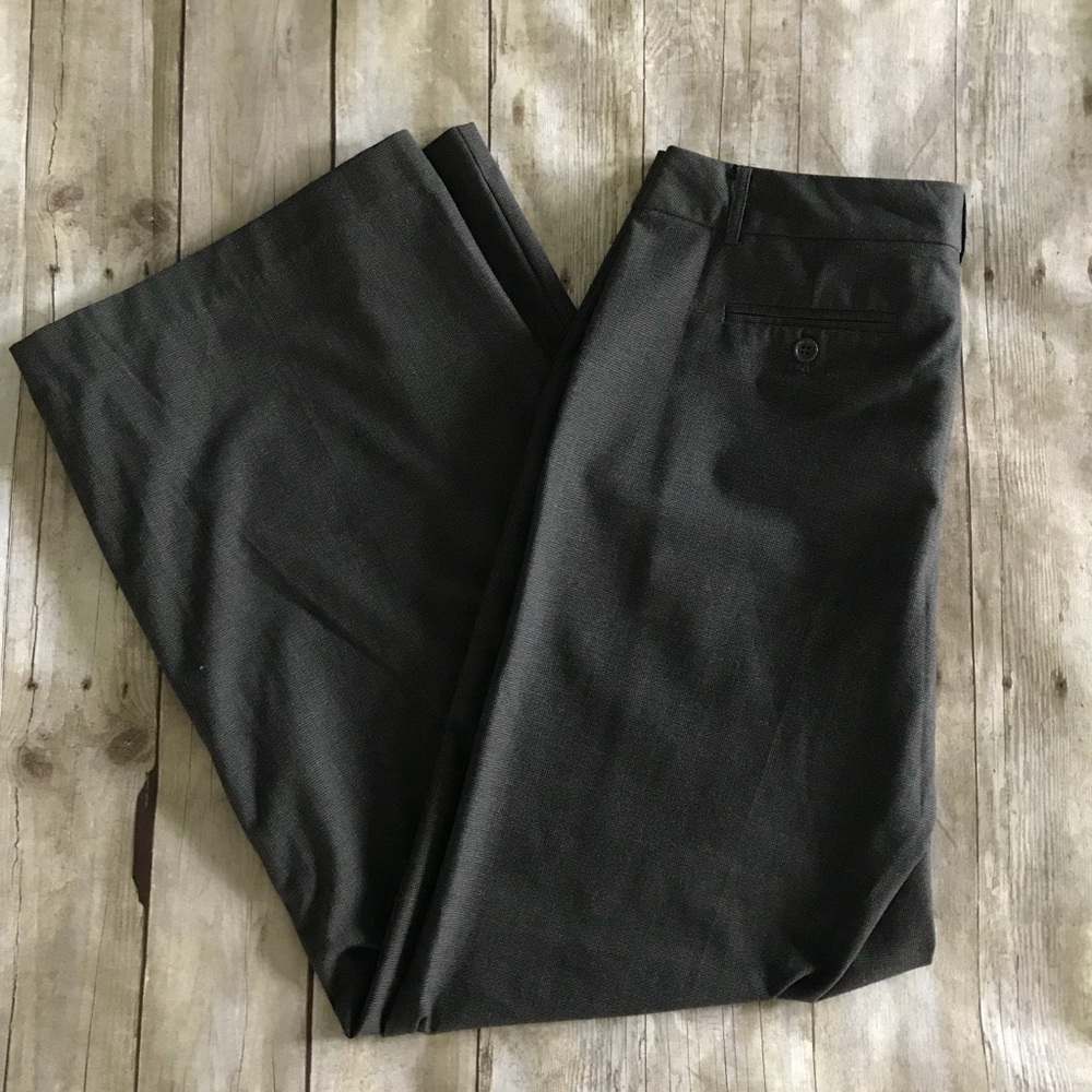 Body by Victoria Dress Pants